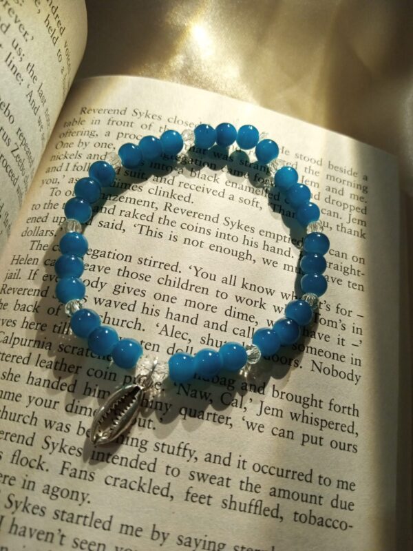Blue Beaded Bracelet with Silver Cowrie Shell Charm