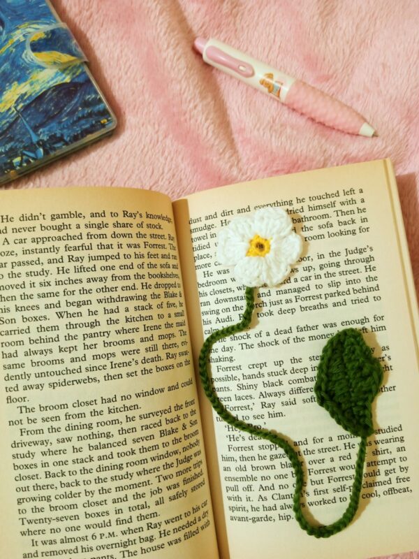 Daisy Bookmark